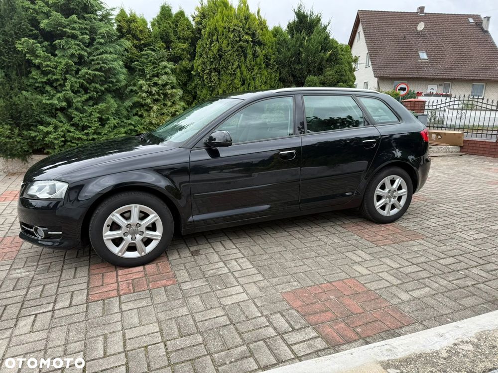 Audi A3 Sportback - 4
