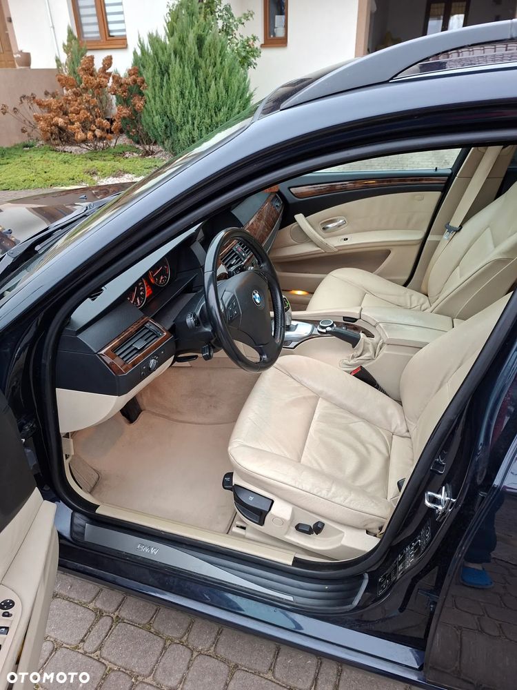 BMW Seria 5 - 11
