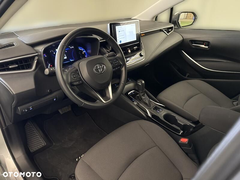 Toyota Corolla - 10