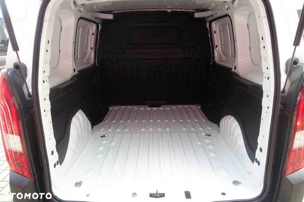 Peugeot Partner - 10