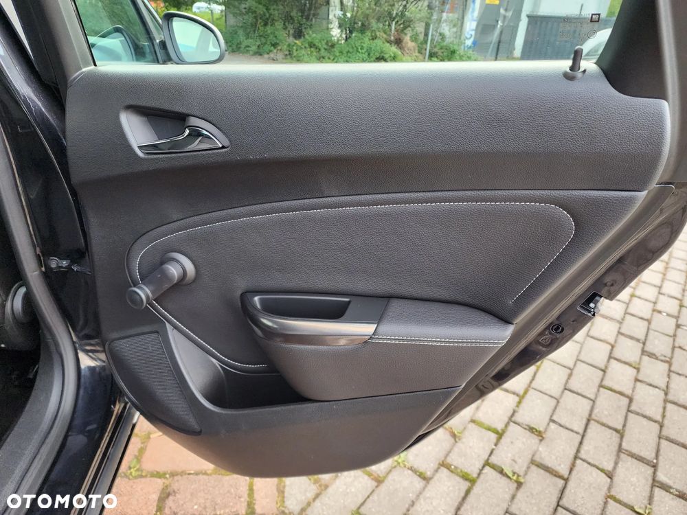 Opel Astra 1.4 Turbo Cosmo - 38