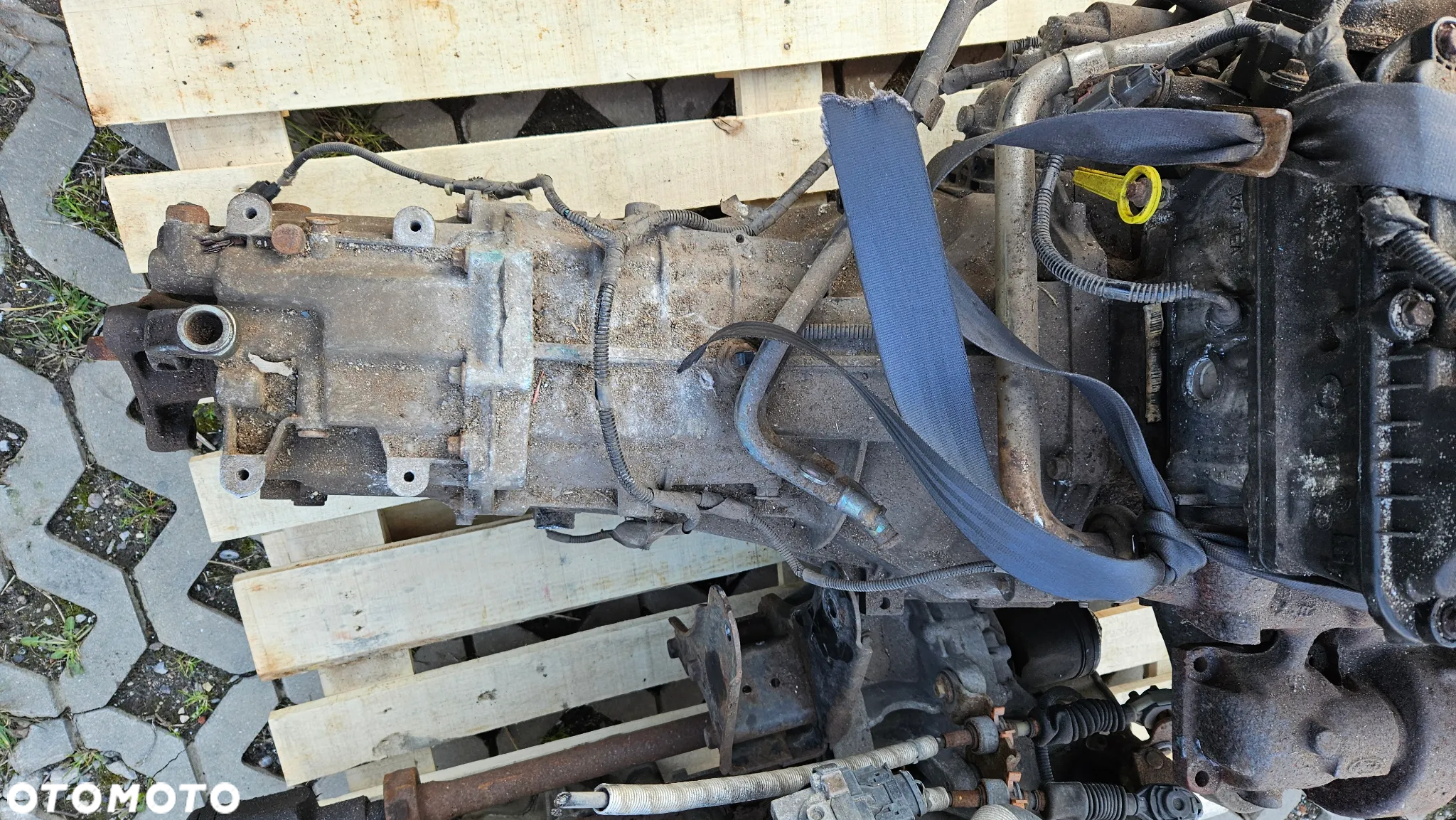 Ford Transit MK7 2.4  TDCI skrzynia biegów  4C1R 7003 AA - 3