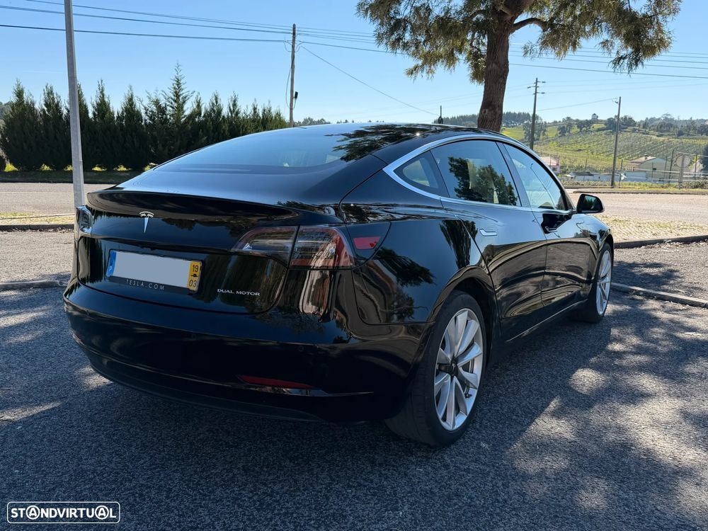 Tesla Model 3 Long-Range Dual Motor AWD - 4