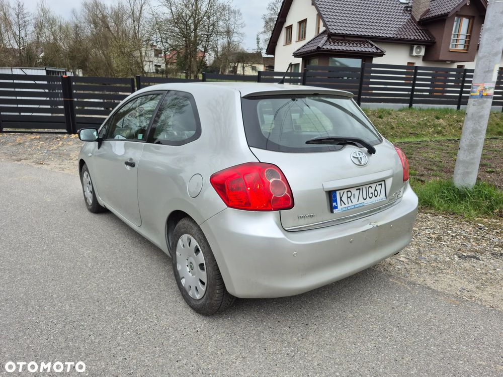 Toyota Auris 1.33 VVT-i Terra - 5