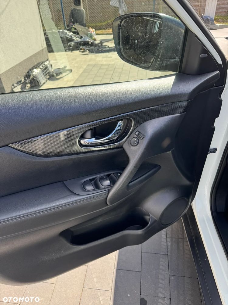 Nissan X-Trail 1.6 DCi N-Connecta 2WD Xtronic 7os - 19