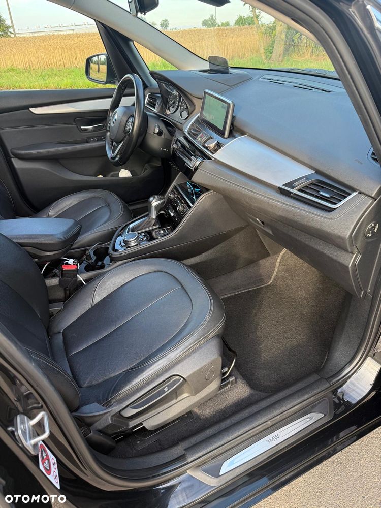 BMW Seria 2 218d GT - 11