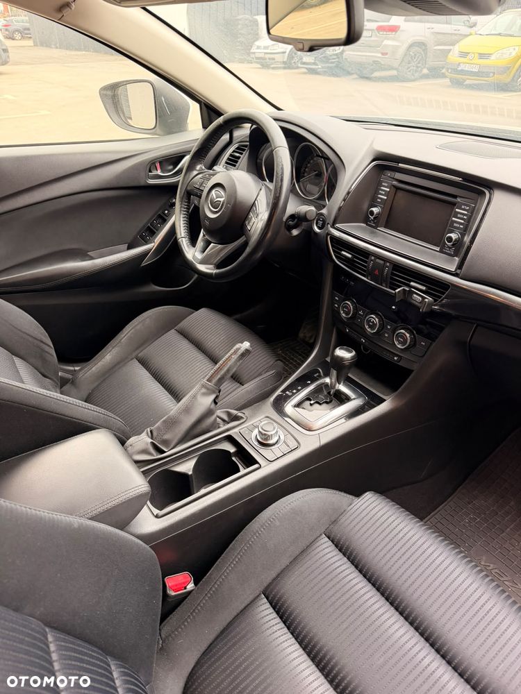 Mazda 6 - 8