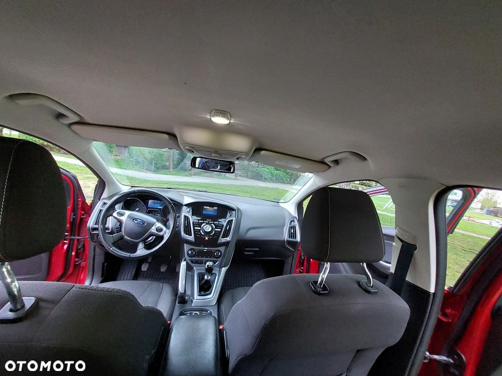 Ford Focus 1.6 EcoBoost Titanium - 8