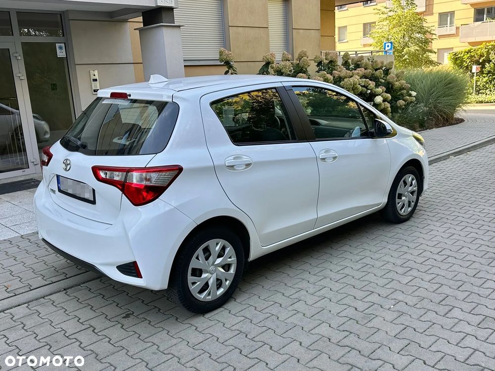 Toyota Yaris 1.5 Premium - 6