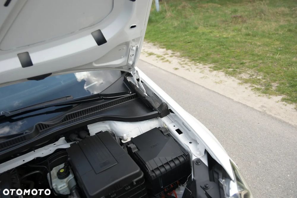 Volkswagen Golf - 38