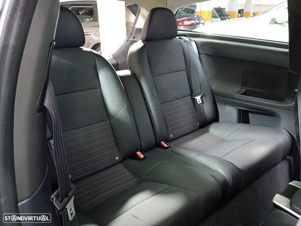 Volvo C30 1.6 D Drive Momentum — fotografia 26