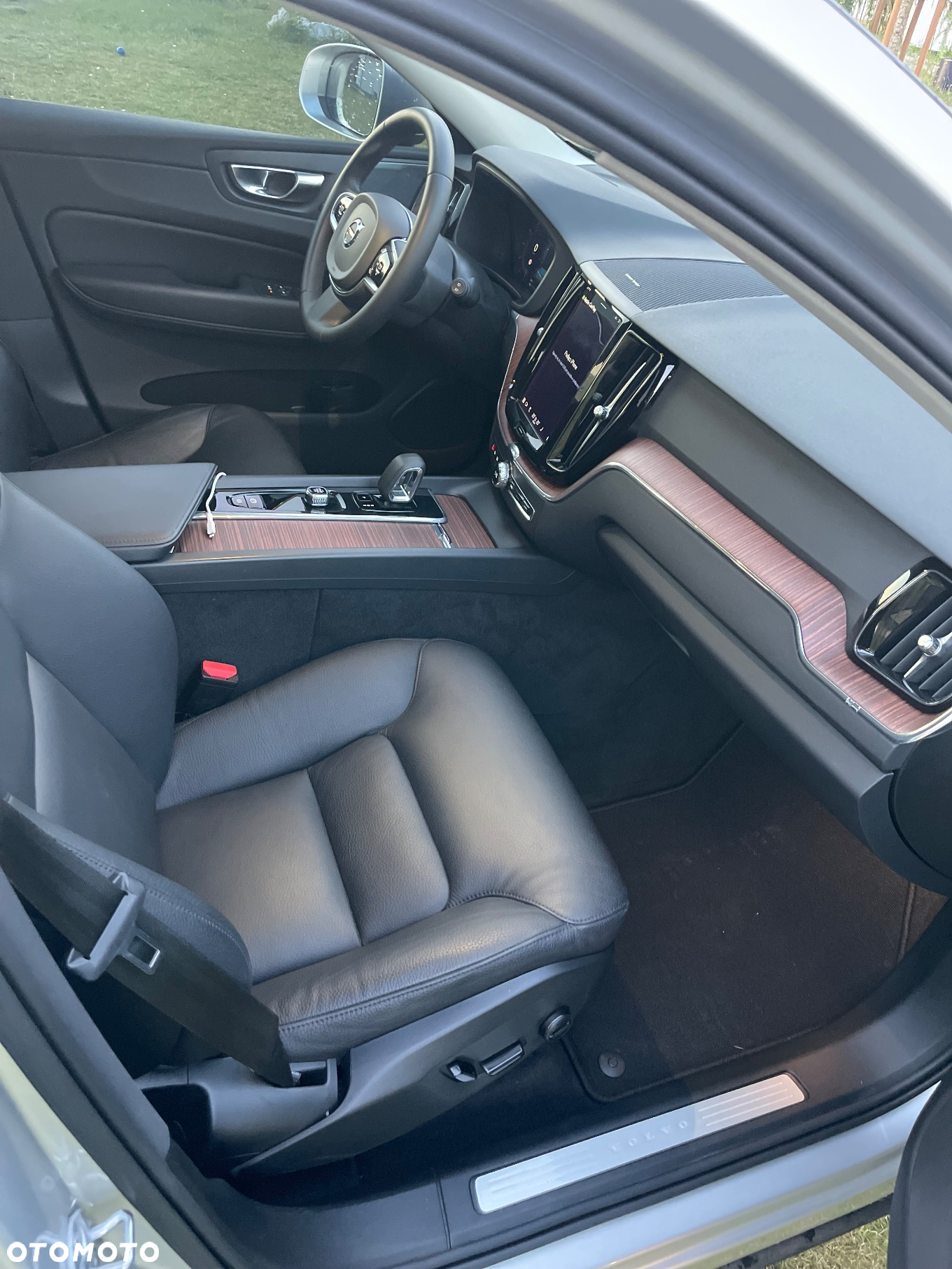 Volvo XC 60 B5 B AWD Plus Bright - 10