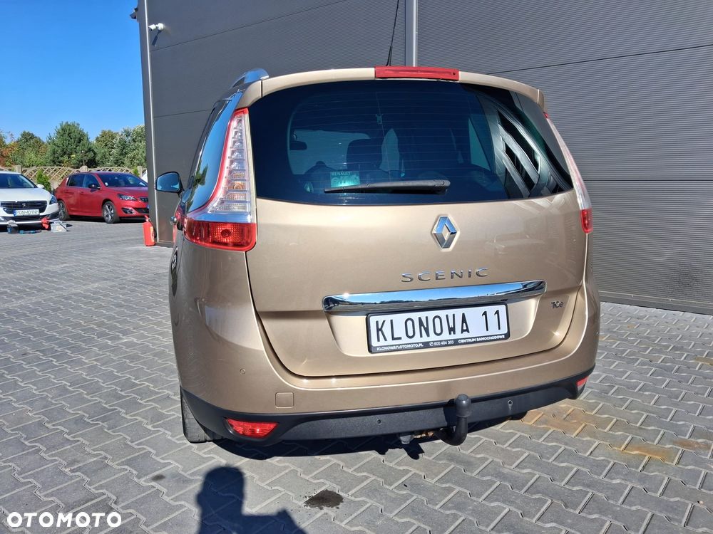 Renault Grand Scenic ENERGY TCe 130 BOSE EDITION - 10