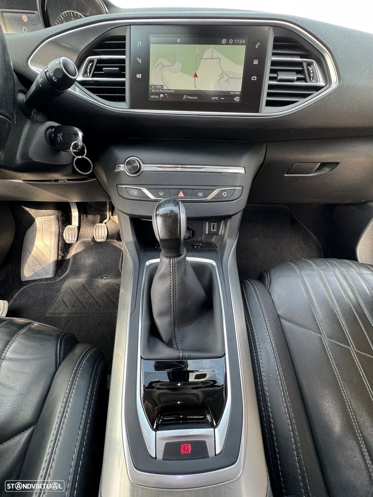 Peugeot 308 SW 1.6 BlueHDi Allure J18 - 20