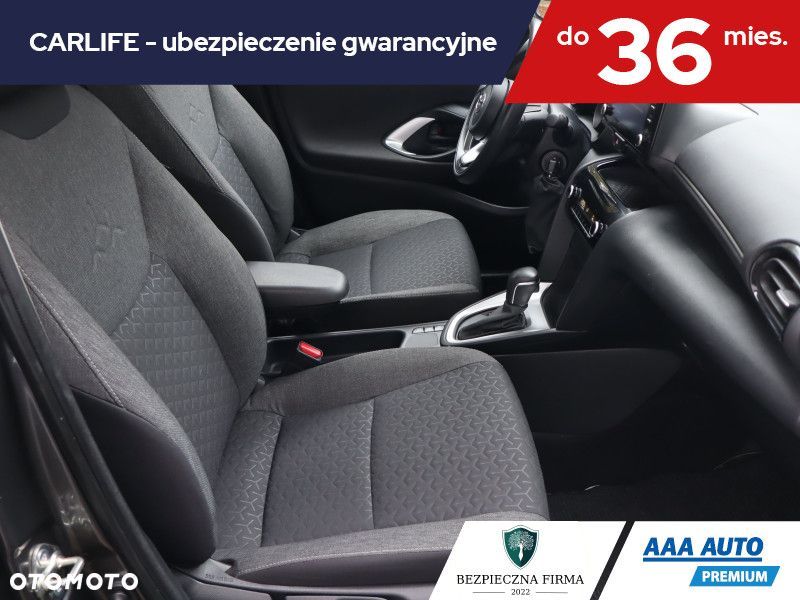 Toyota Yaris Cross - 8