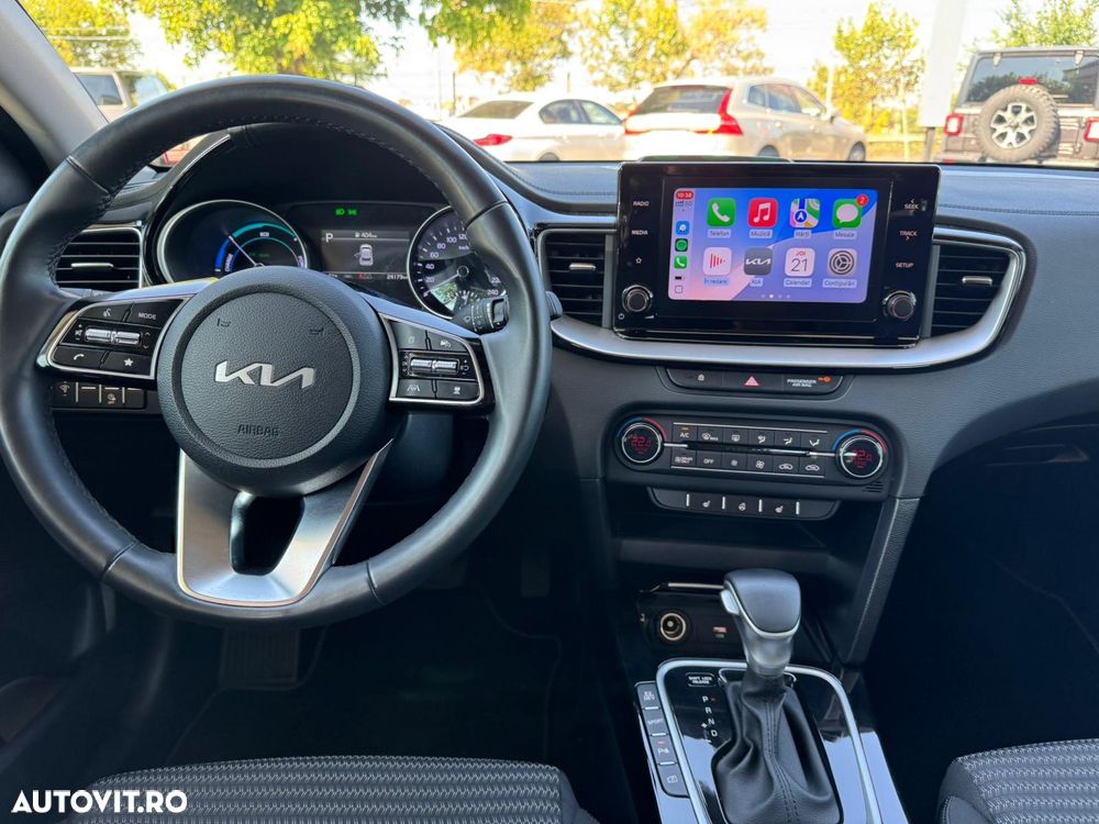Kia XCeed 1.6 GDI 6DCT PHEV Vision - 16