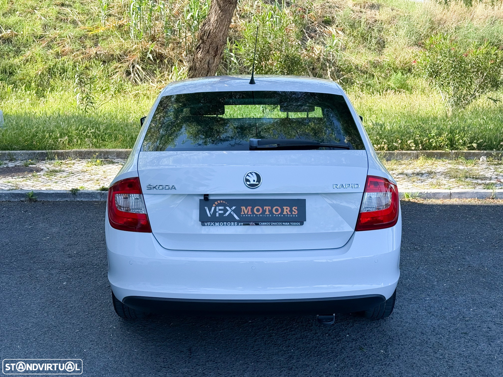 Skoda Rapid 1.2 TSI Ambition - 25