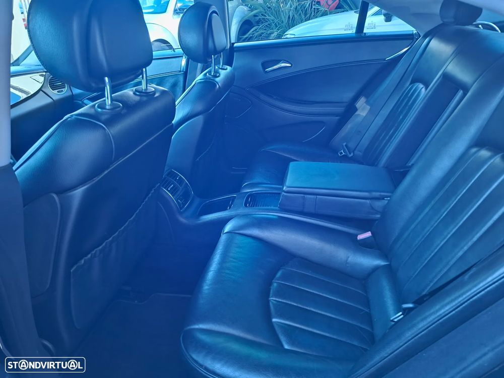 Mercedes-Benz CLS 320 CDI 7G-TRONIC DPF - 25