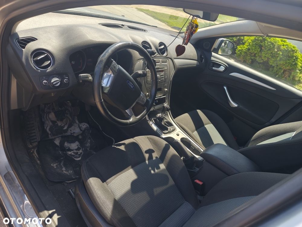 Ford Mondeo - 7