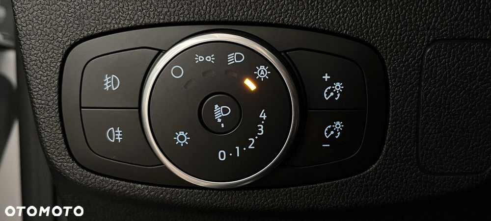Ford Focus 1.5 EcoBoost Titanium ASS - 19