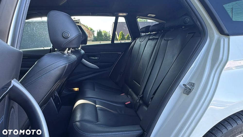 BMW Seria 3 318d Edition M Sport Shadow - 29