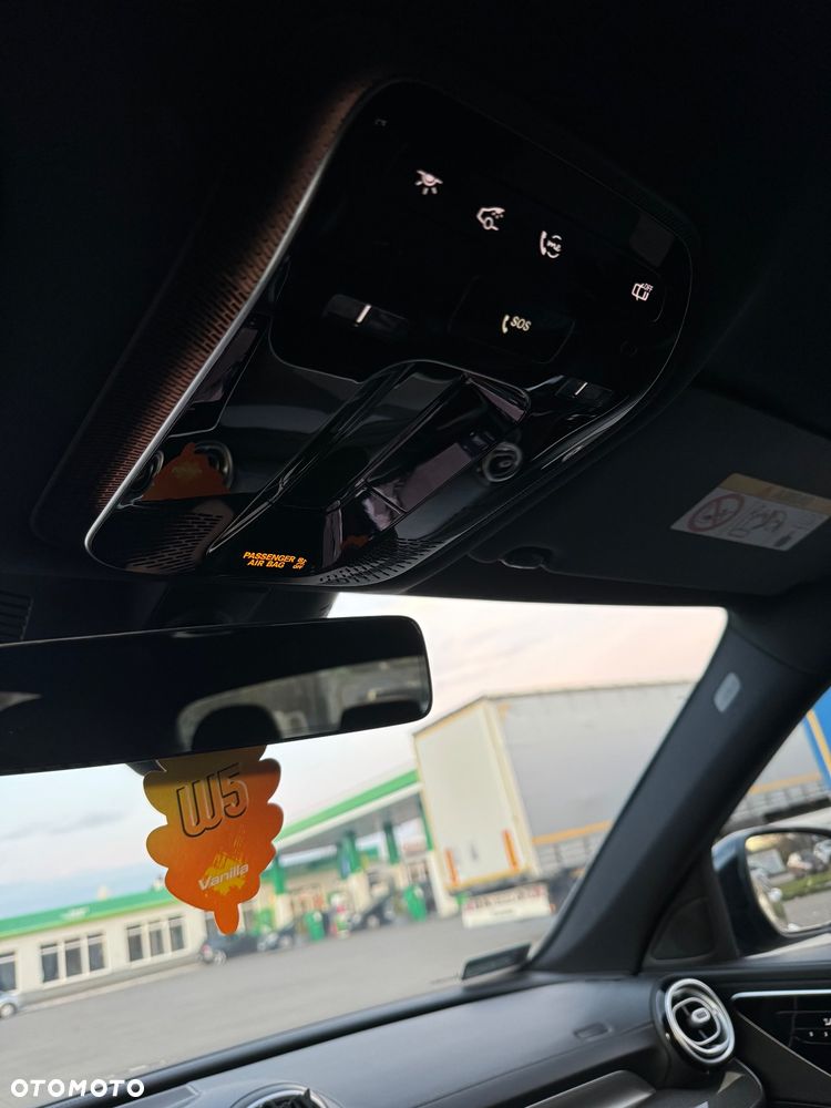 Mercedes-Benz Klasa C 200 mHEV 4-Matic AMG - 22