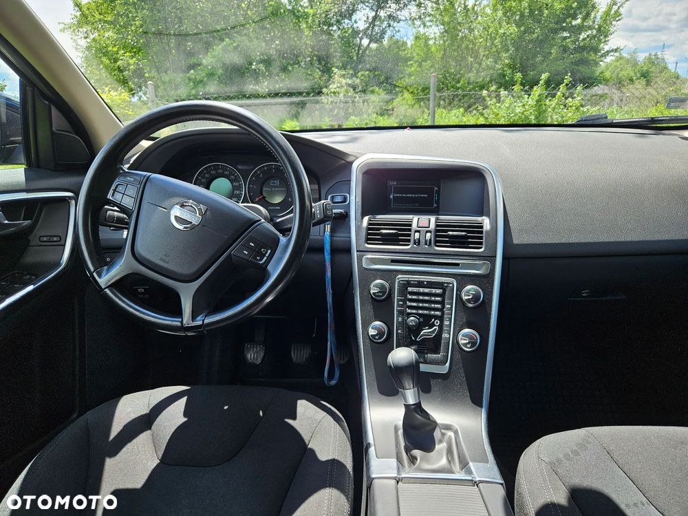 Volvo XC 60 D4 Base - 10