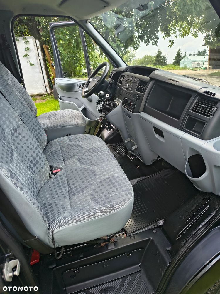 Ford Transit - 6