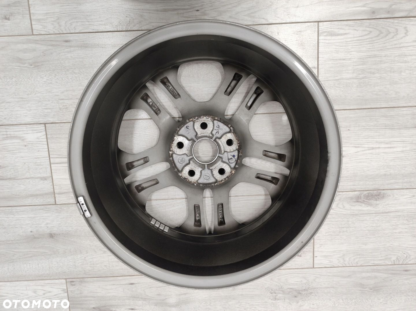 FELGA SUZUKI SWIFT VITARA 6,5x17 ET 50 SD24W3 - 13