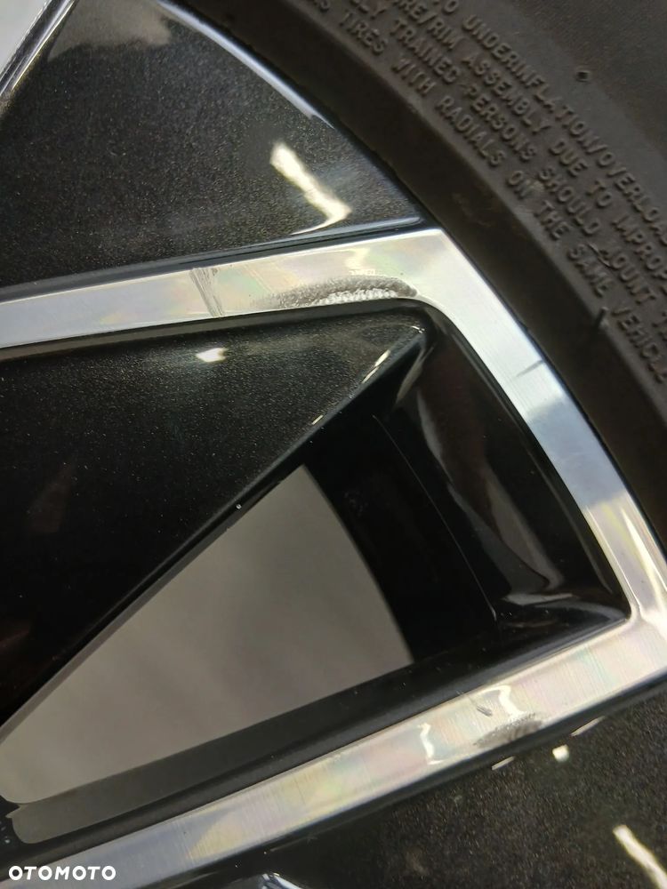Koło felga Skoda Scala 658601025f 6.5Jx17H2 ET40 - 3