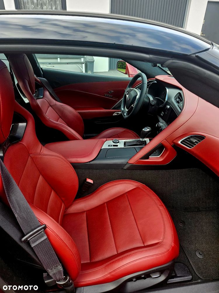 Chevrolet Corvette - 11