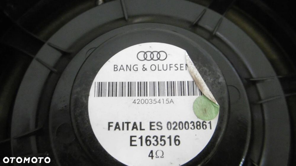 AUDI R8 420 GŁOŚNIKI SUBWOOFER BANG & OLUFSEN - 15