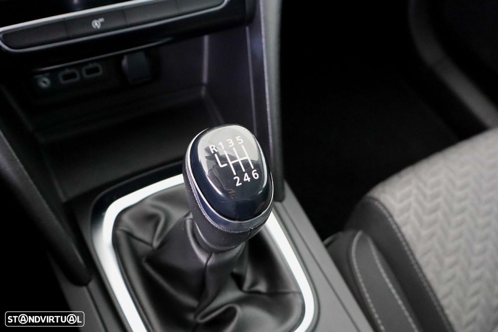 Renault Mégane Sport Tourer 1.3 TCe Limited - 36