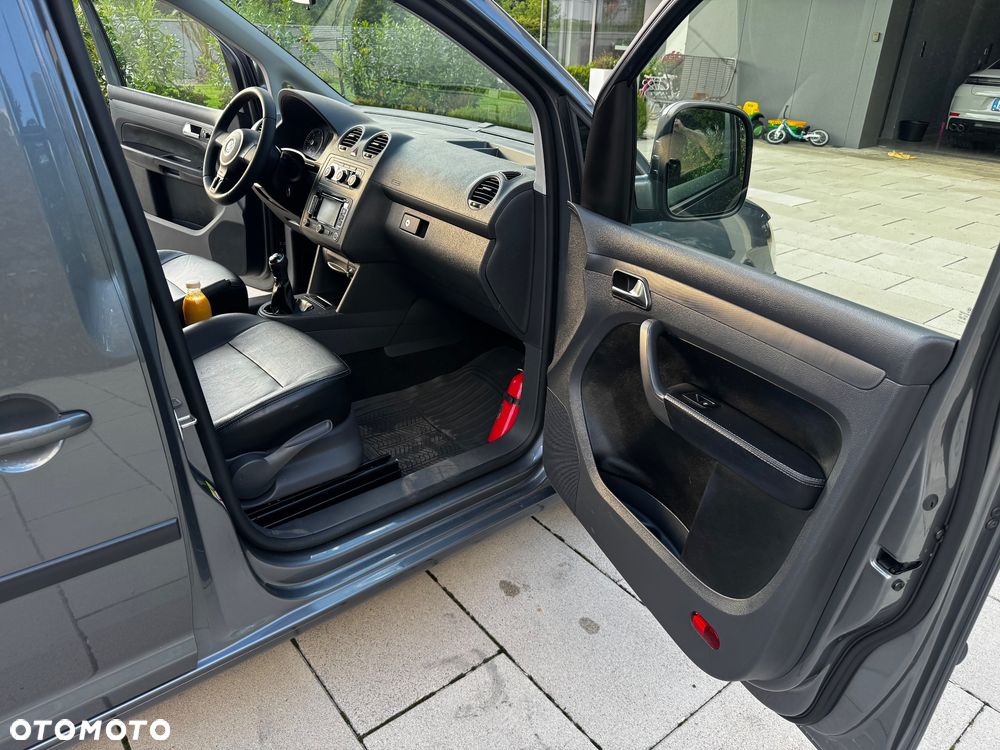 Volkswagen Caddy - 18