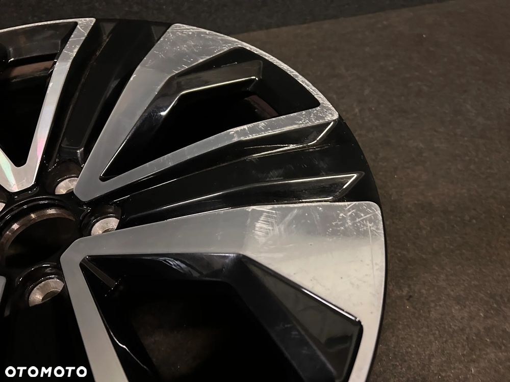 Alufelga Volvo XC60 II 19 cali 5x108 1szt. 32209464 - 3