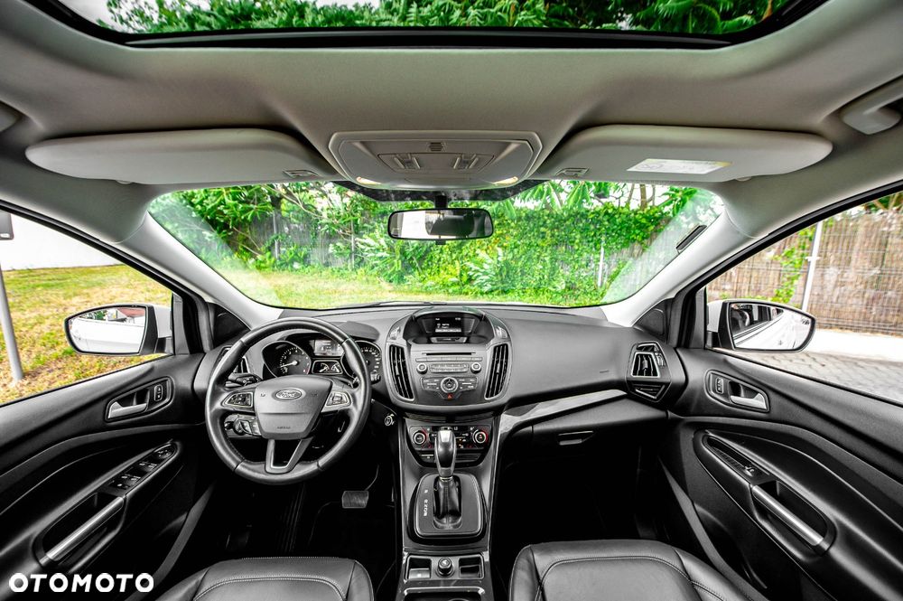 Ford Kuga 1.5 EcoBoost 4x4 Titanium - 36