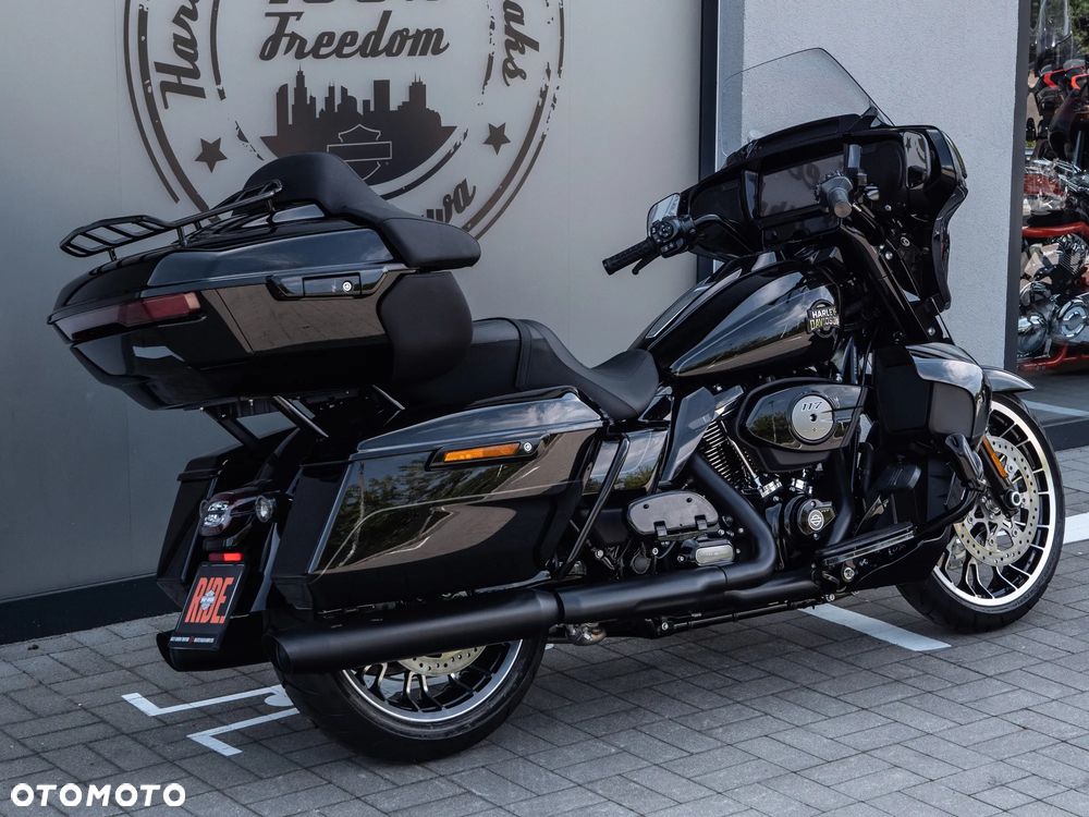 Harley-Davidson Touring Street Glide - 3