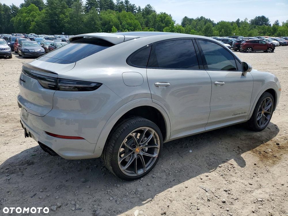 Porsche Cayenne Turbo Tiptronic S - 2