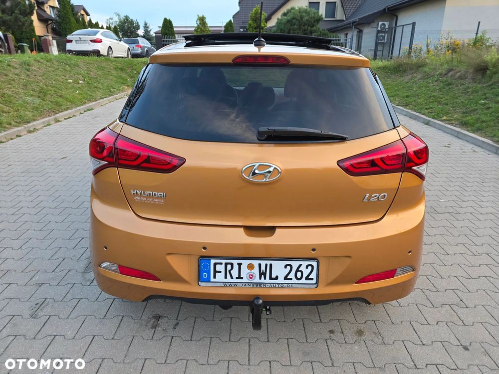 Hyundai i20 - 12