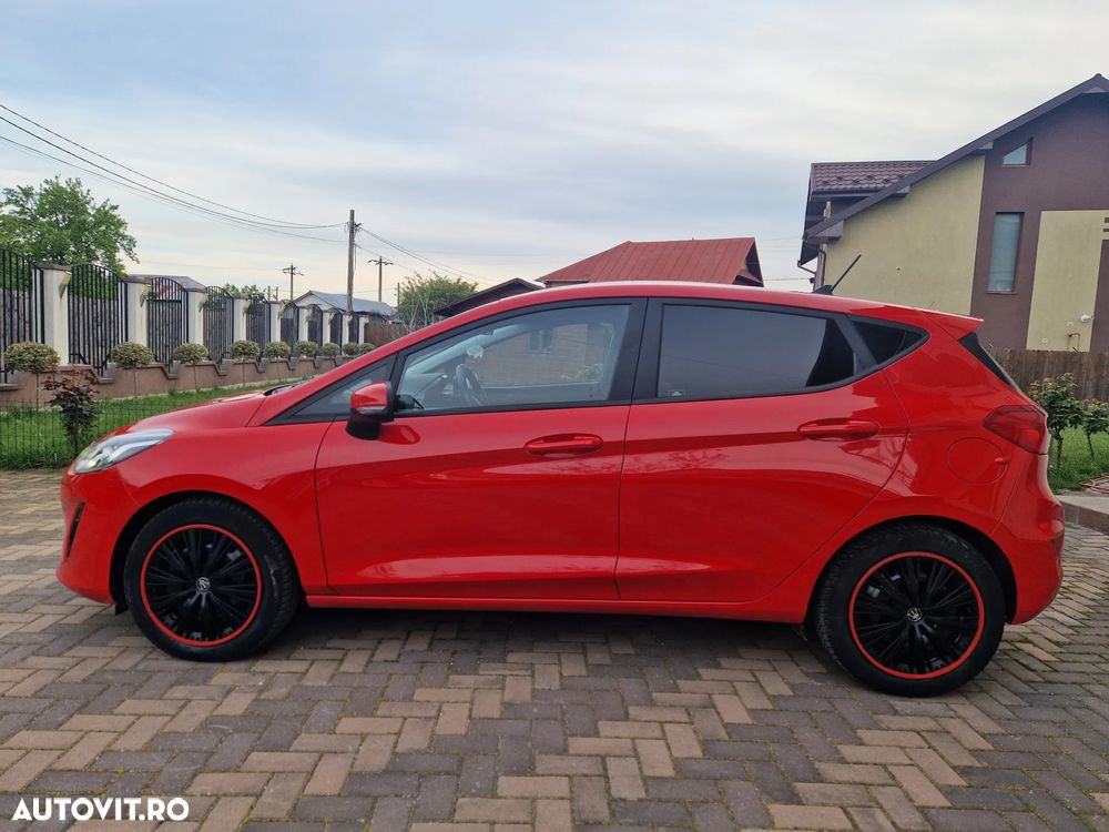 Ford Fiesta - 24