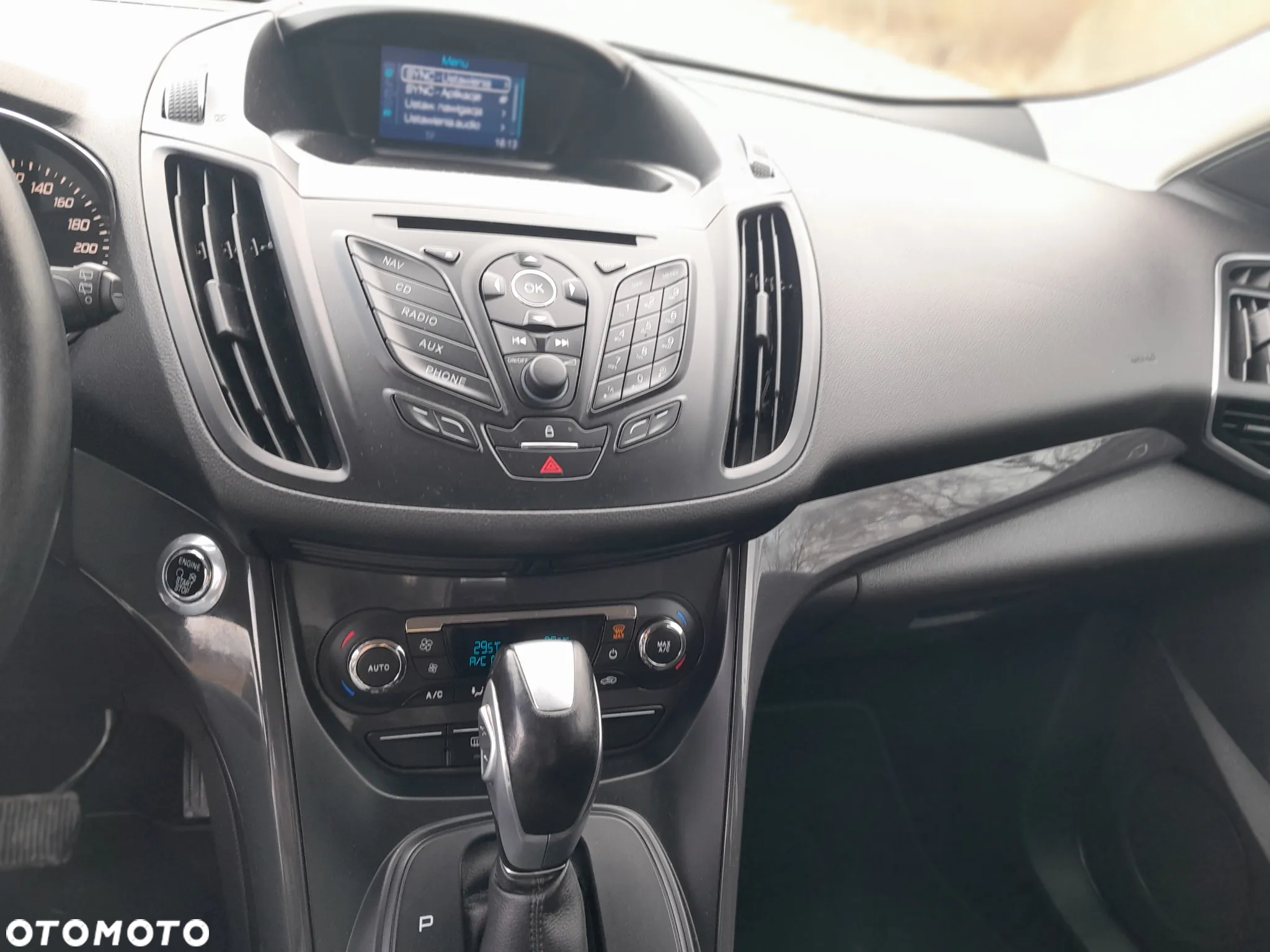 Ford Kuga 2.0 TDCi 4x4 Business Edition - 26