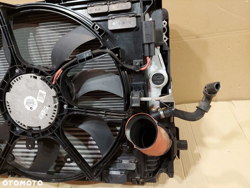 BMW F10 535i  2009-13 CHŁODNICE WENTYLATOR PAS PRZEDNI - 8