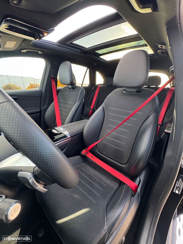 Mercedes-Benz GLC 300 e 4Matic 9G-TRONIC Edition AMG Line - 28