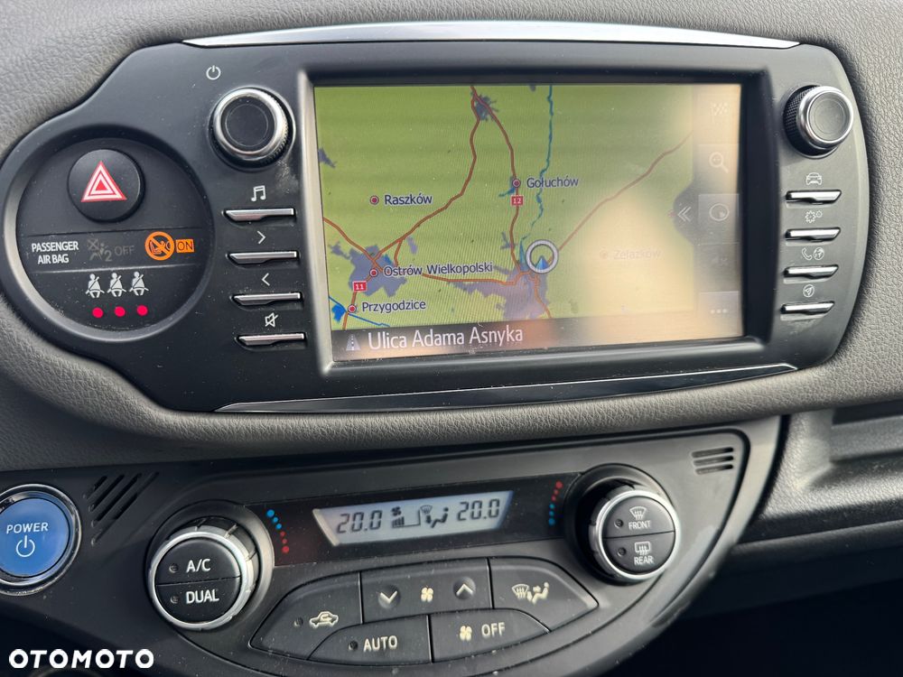 Toyota Yaris 1.5 VVT-i Comfort mit Design Paket - 15
