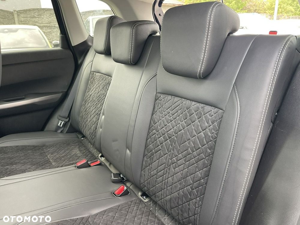 Suzuki Vitara 1.4 Boosterjet mHEV Premium Plus 4WD - 11