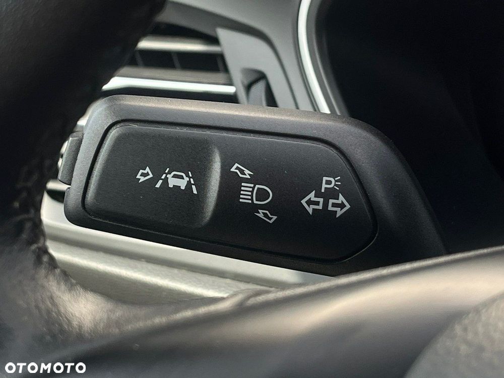 Ford Focus 1.5 EcoBlue Start-Stopp-System COOL&CONNECT - 26