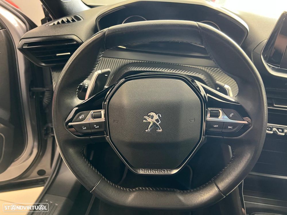 Peugeot 2008 1.5 BlueHDi Active Pack EAT8 - 25