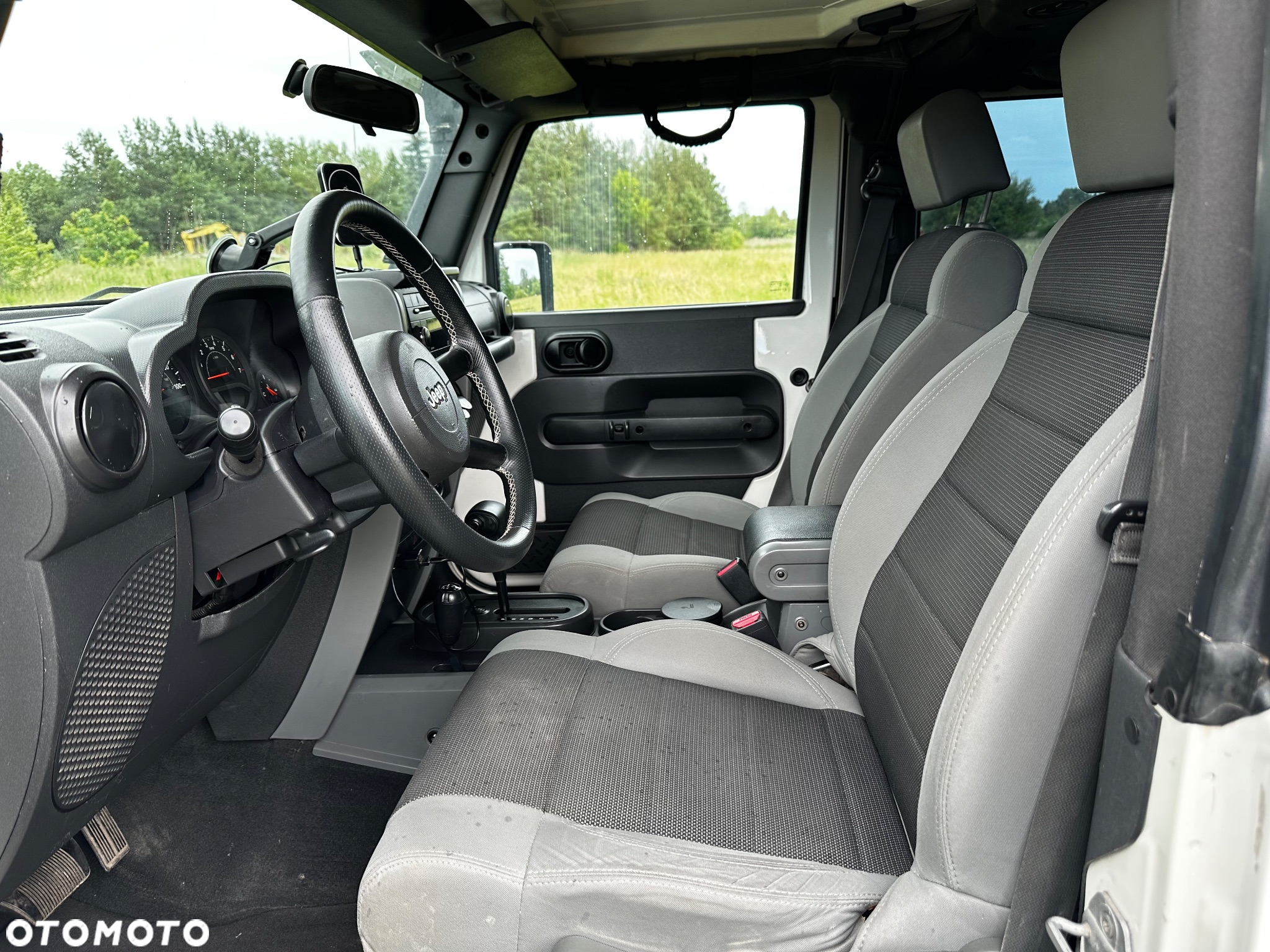 Jeep Wrangler 3.8 Sport - 23