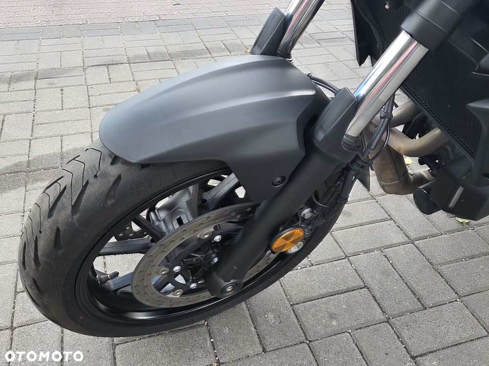 Yamaha MT - 31