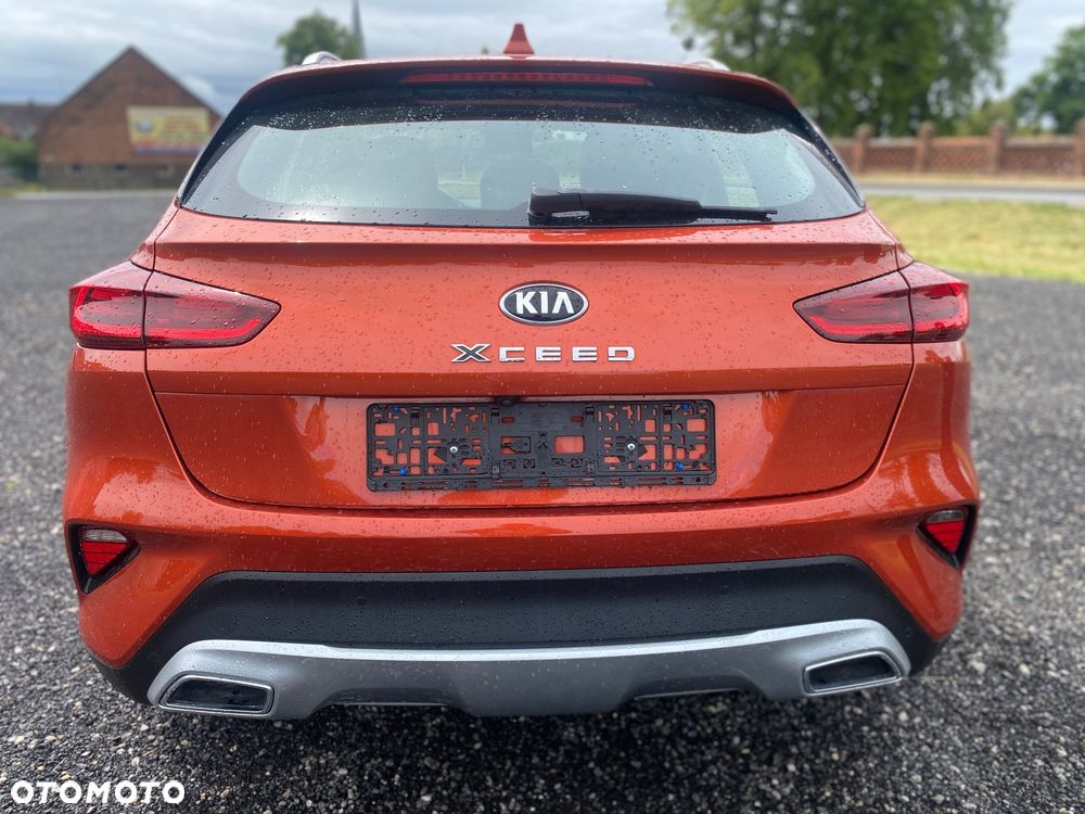 Kia XCeed - 8